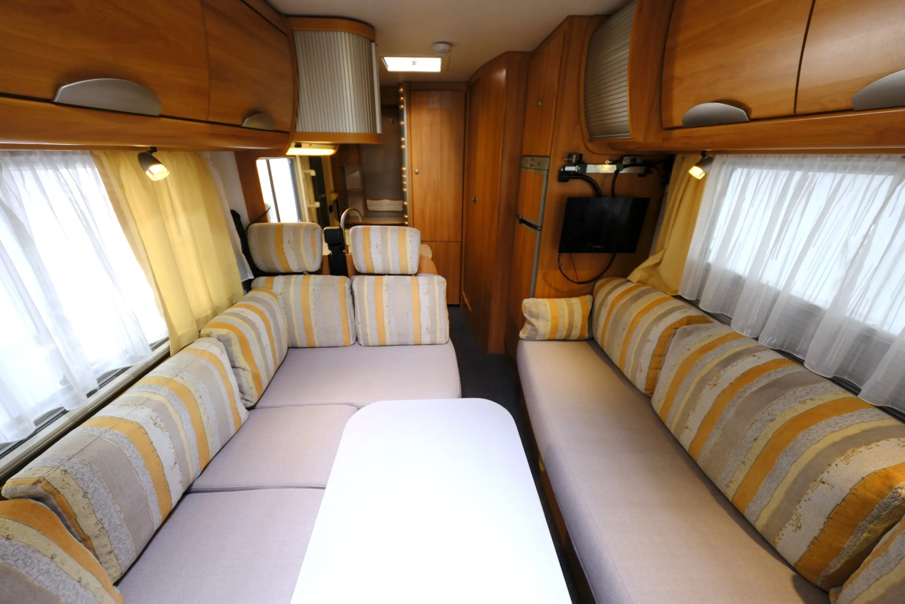 HYMER-ERIBA B 544 